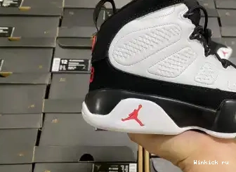 9 Retro OG Jordan 0703